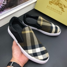 Burberry Low Shoes